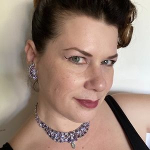 Meet your Posher, Renee